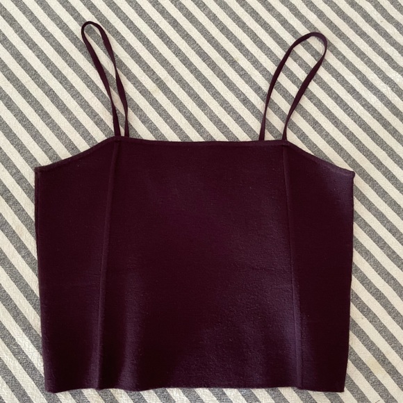 Express cropped sweater tank! - Picture 1 of 3